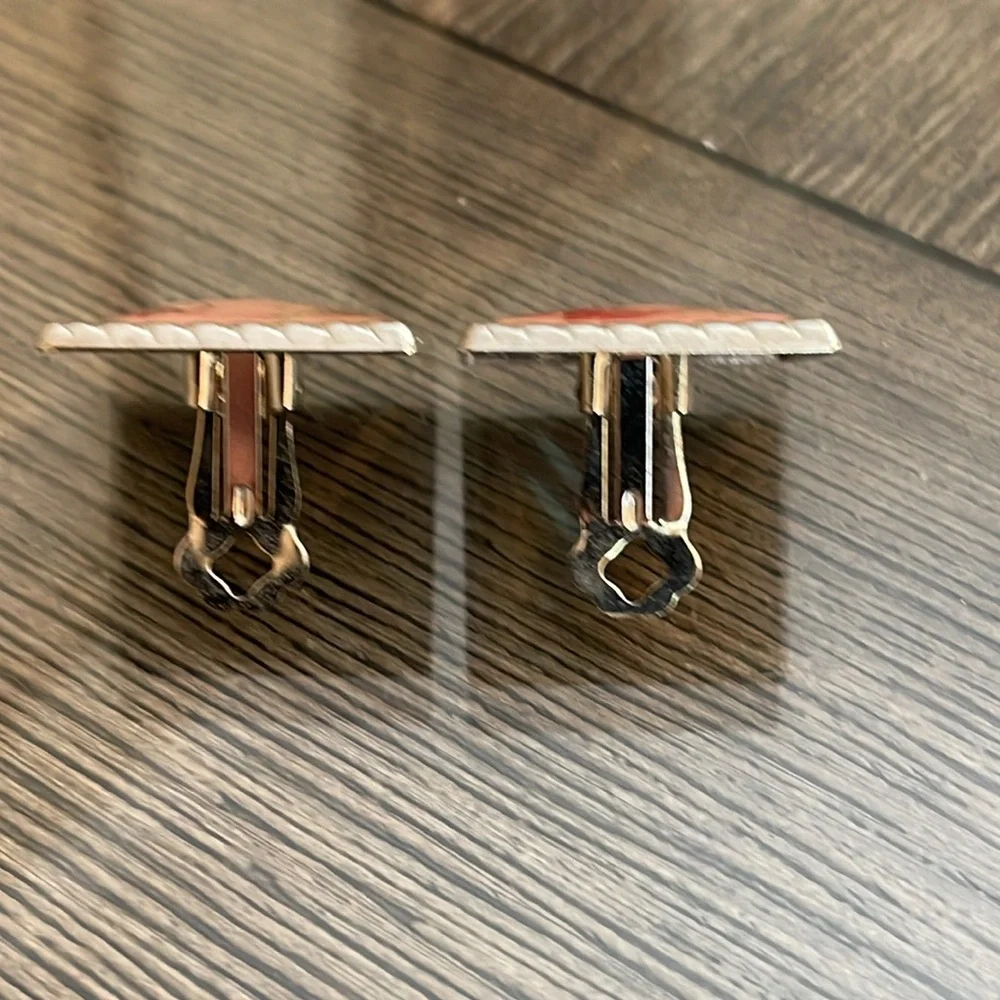 Vintage Square Rose Pink Swirled Pearlized Enamel Clip Earrings - Picture 5 of 15